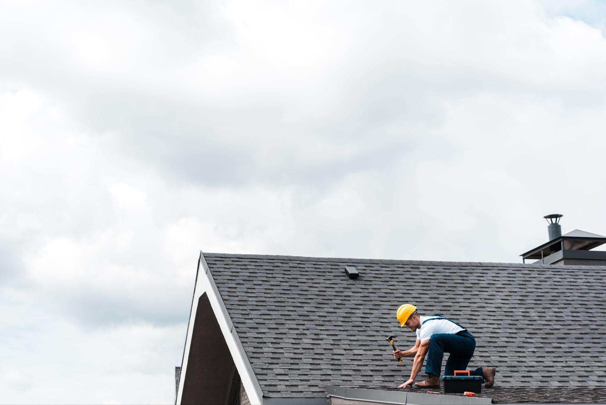 Guide complet pour choisir le bon entrepreneur en toiture